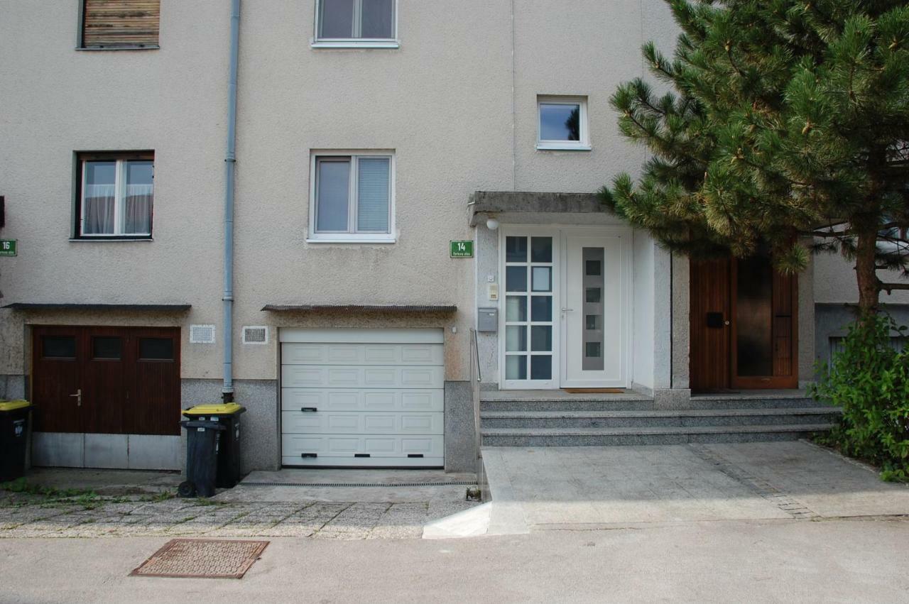 Apartments Peter & Free Parking Λιουμπλιάνα Εξωτερικό φωτογραφία